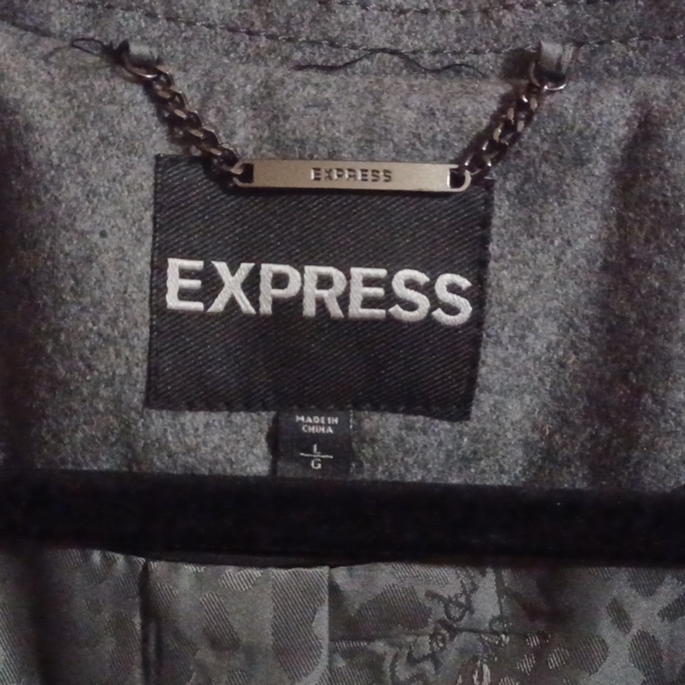 Coat - Picture 4 of 4